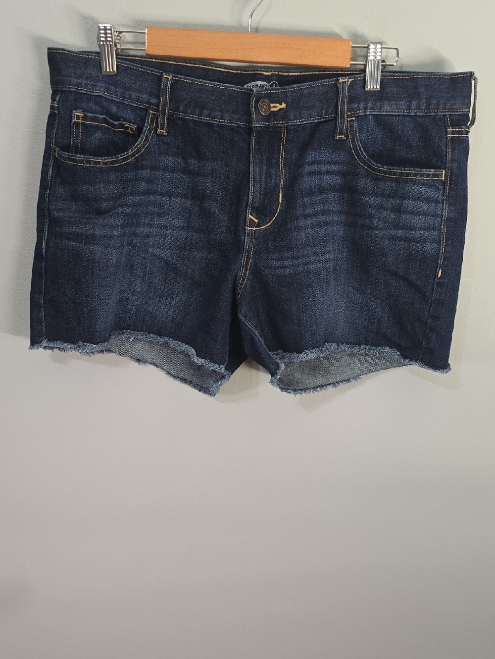 Old Navy Women's Size 14 Dark Blue Denim The Diva Shorts - Picture 2 of 11